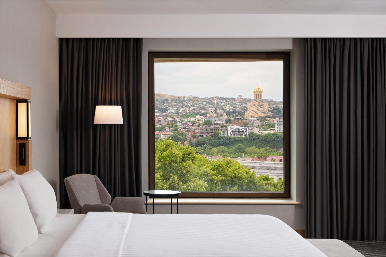 คอร์ตยาร์ด ทบิลิซี Hotel Tbilisi ภายนอก รูปภาพ